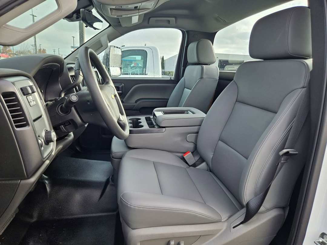 2025 Chevrolet Silverado 4500Hd - Image 14