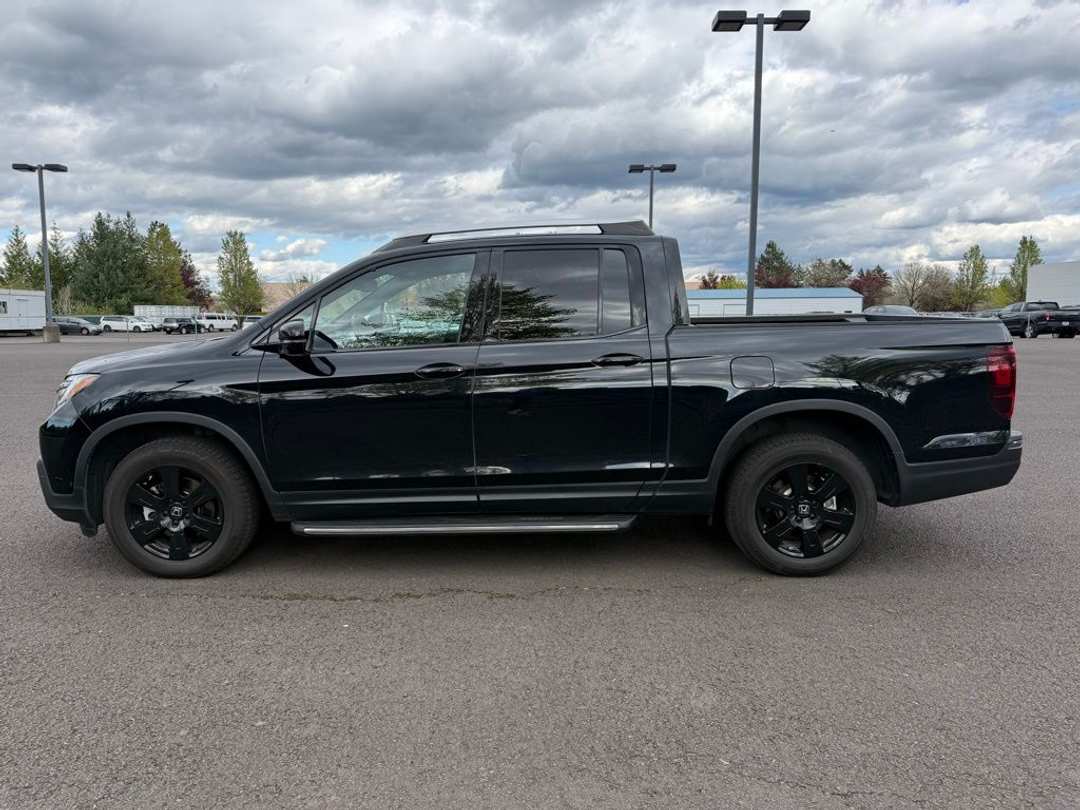 2020 Honda Ridgeline Black Edition - Image 3