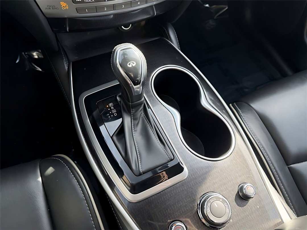 2019 INFINITI Qx60 LUXE - Image 25