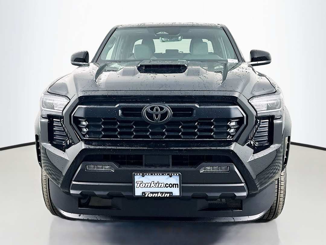 2025 Toyota Tacoma TRD Sport - Image 2