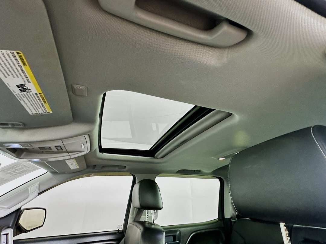 2016 GMC Sierra 1500 SLT - Image 24