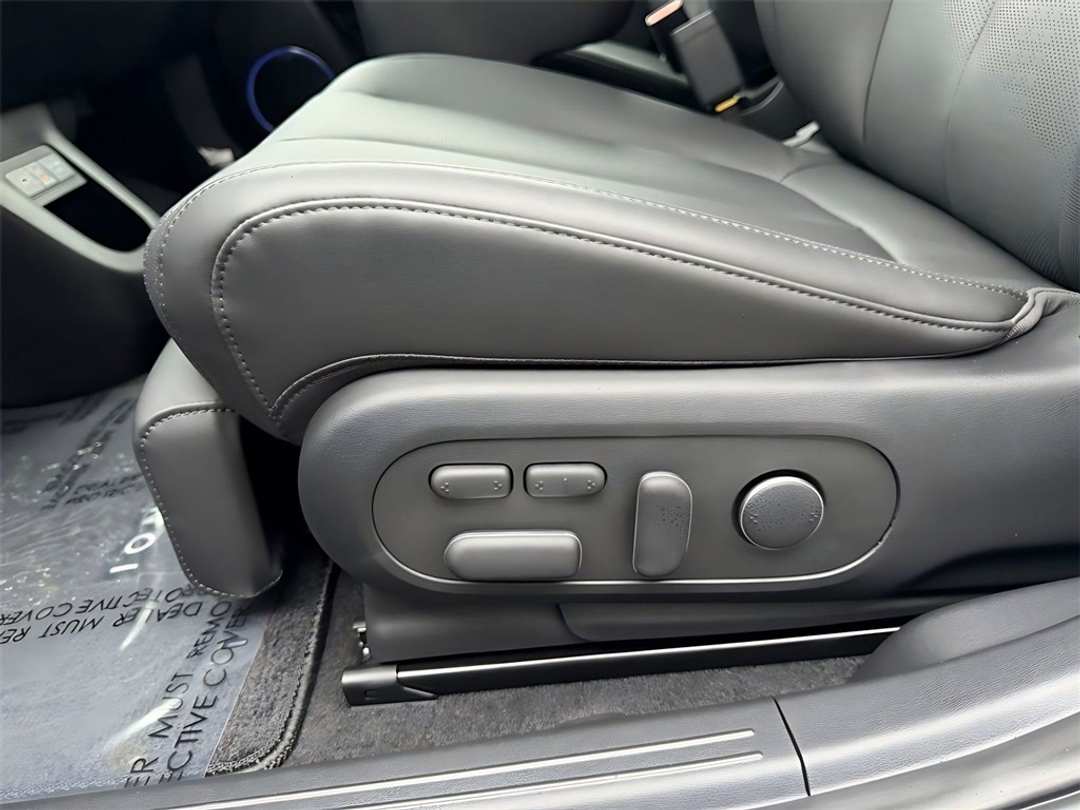 2026 Hyundai Ioniq 5 Limited - Image 13