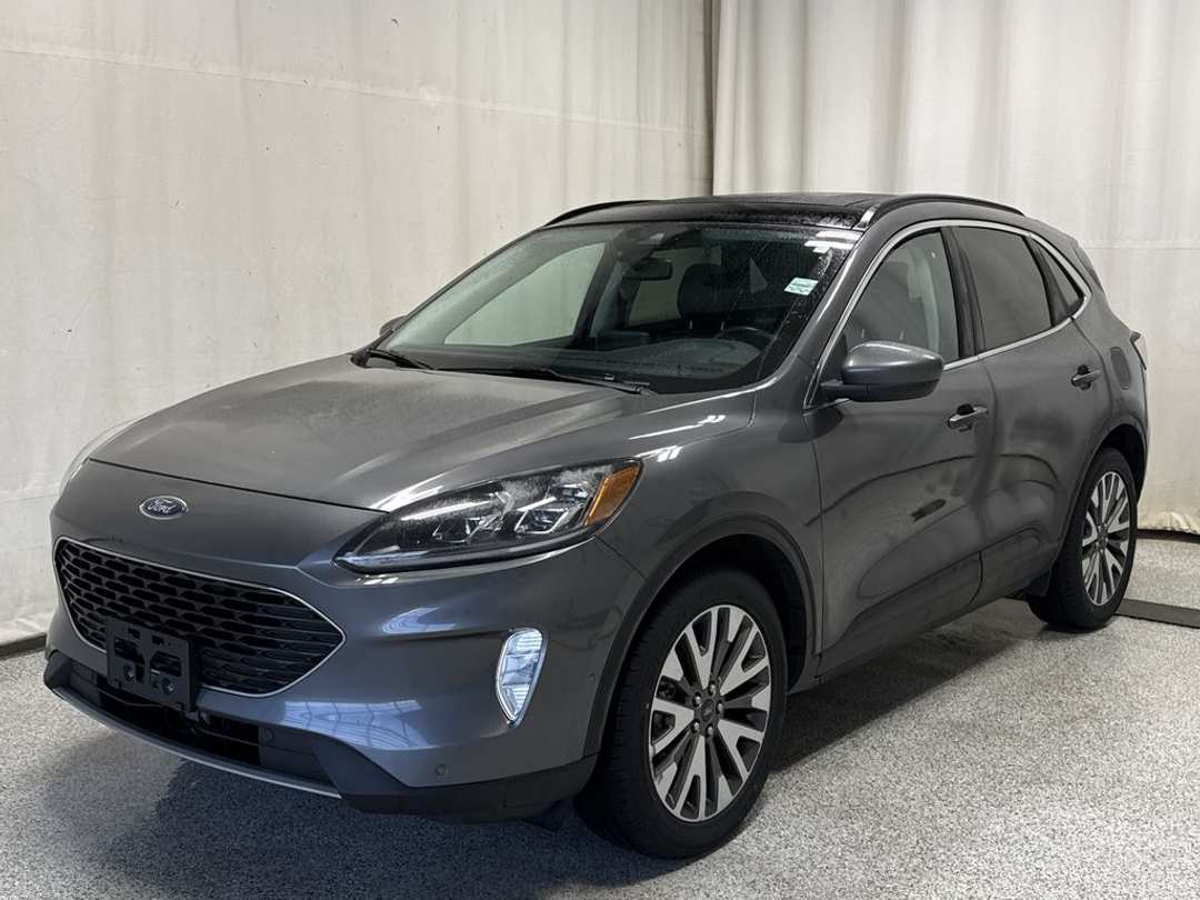 2021 Ford Escape Titanium - Image 2