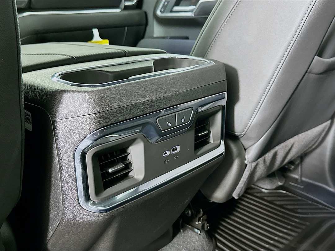 2025 Chevrolet Silverado 2500Hd LTZ - Image 27