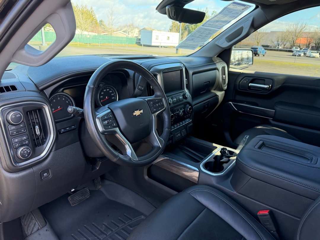 2020 Chevrolet Silverado 1500 LTZ - Image 17