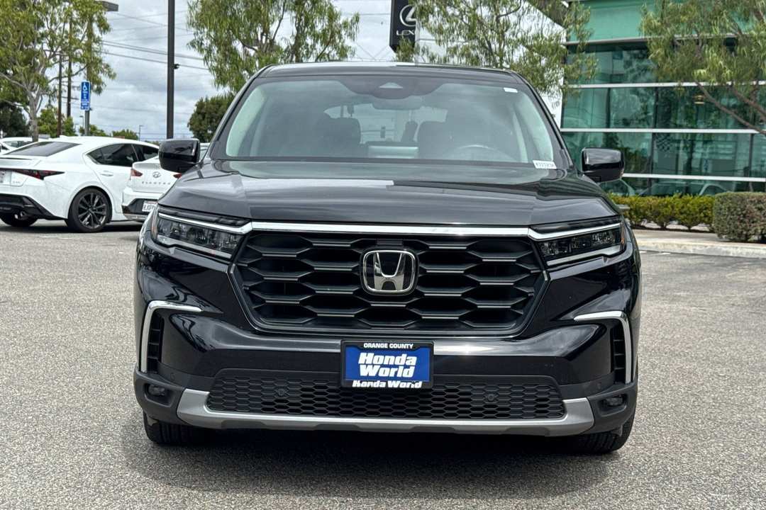 2024 Honda Pilot EXL - Image 3