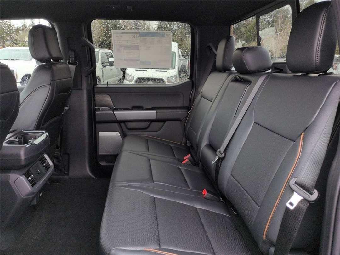 2026 Ford F-150 Lariat - Image 24