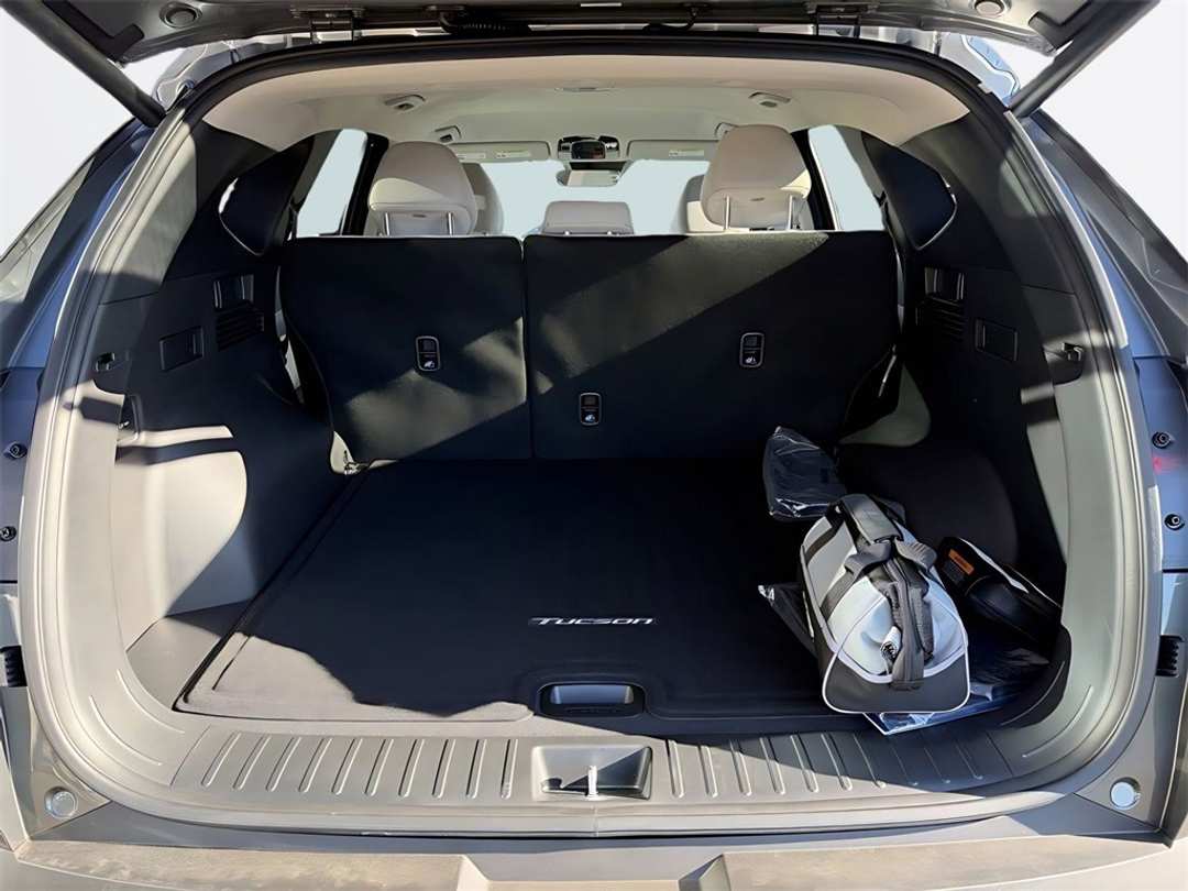 2026 Hyundai Tucson SEL - Image 12