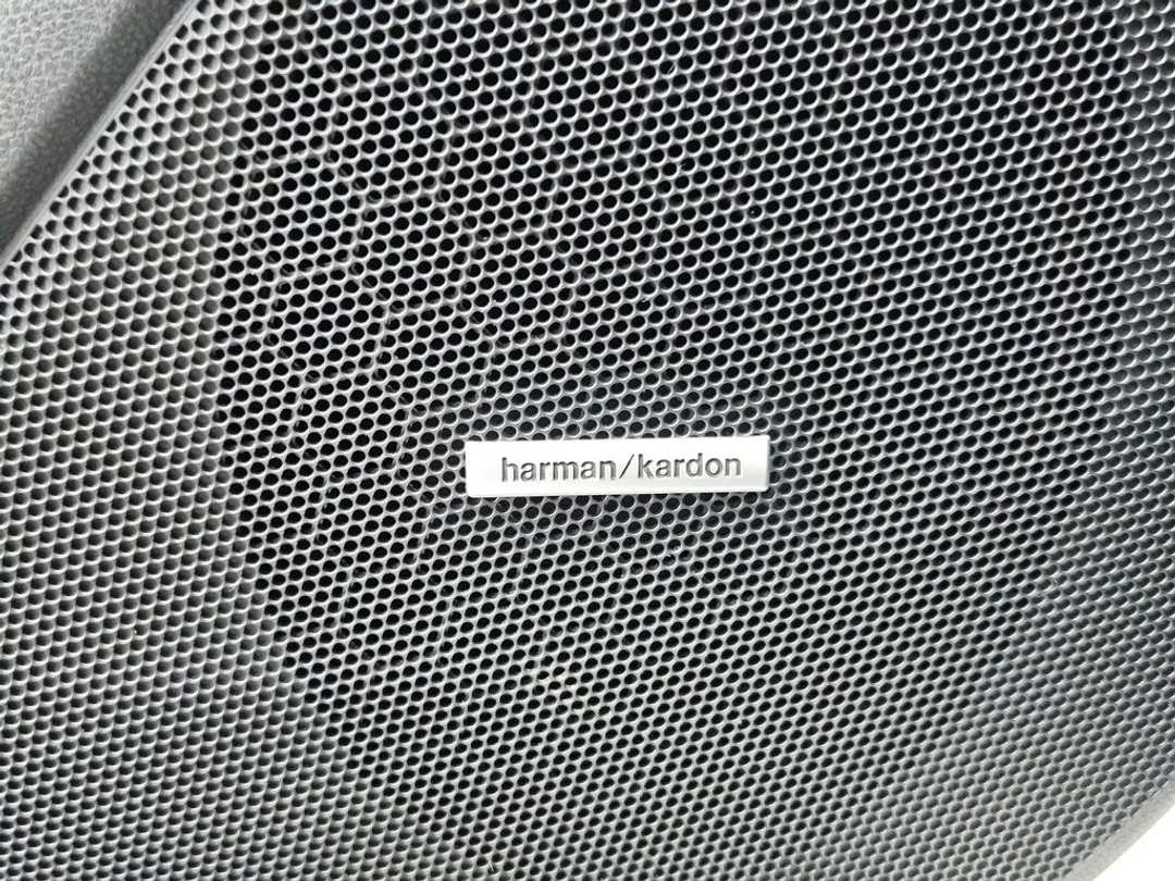 2021 Subaru Forester Touring - Image 12