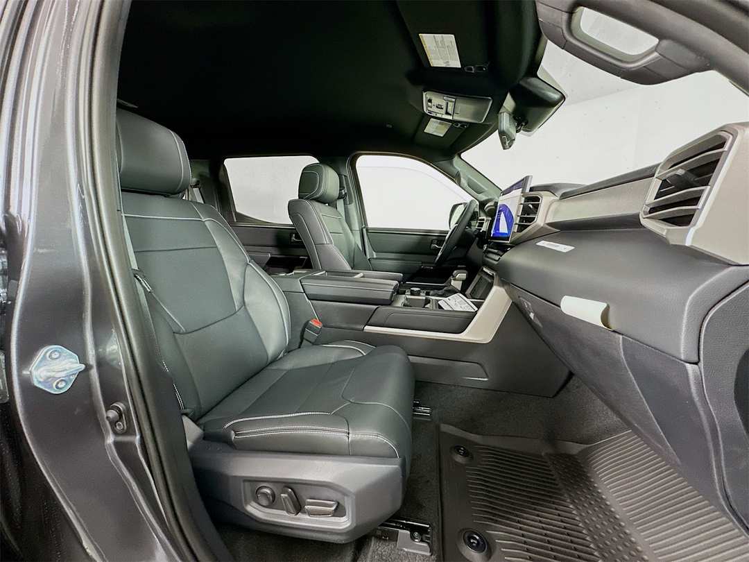2026 Toyota Tundra Limited - Image 28