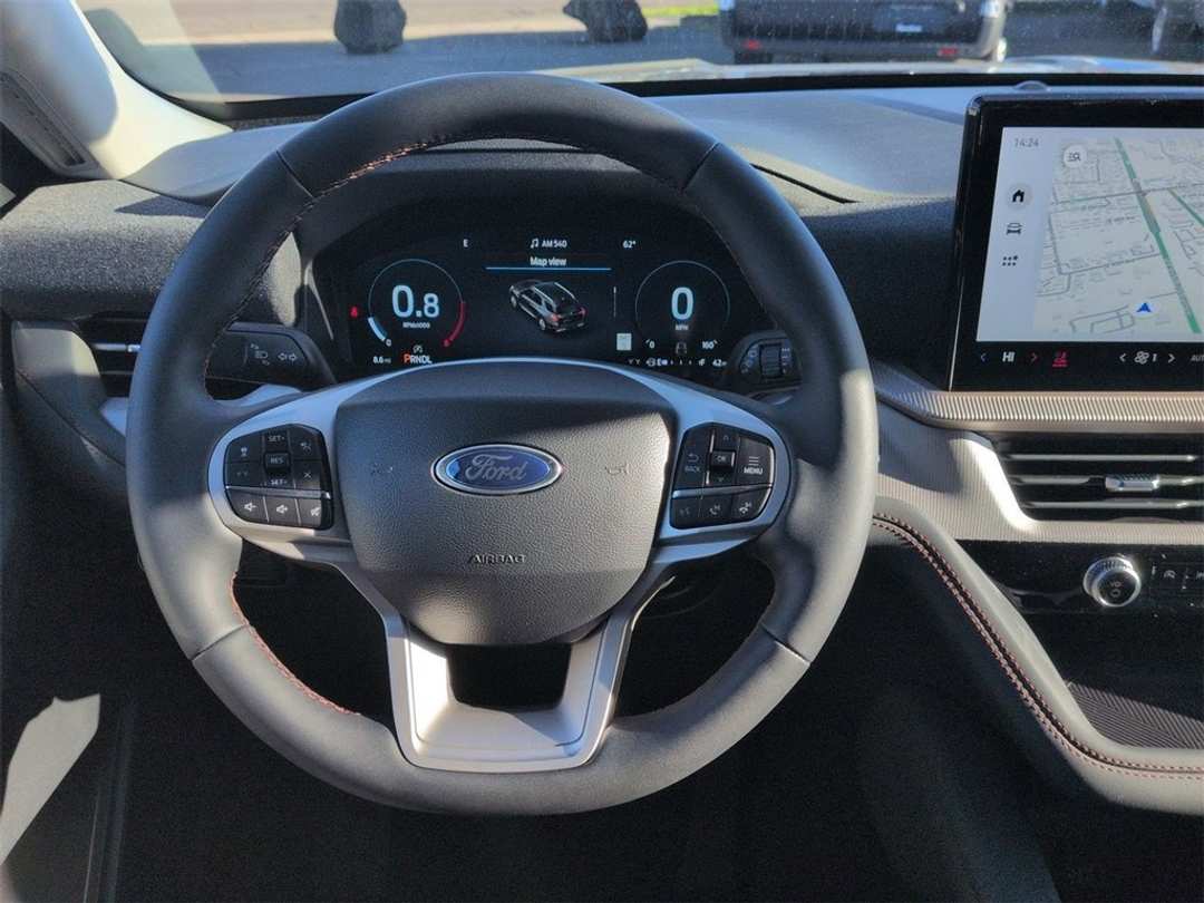 2026 Ford Explorer Active - Image 14