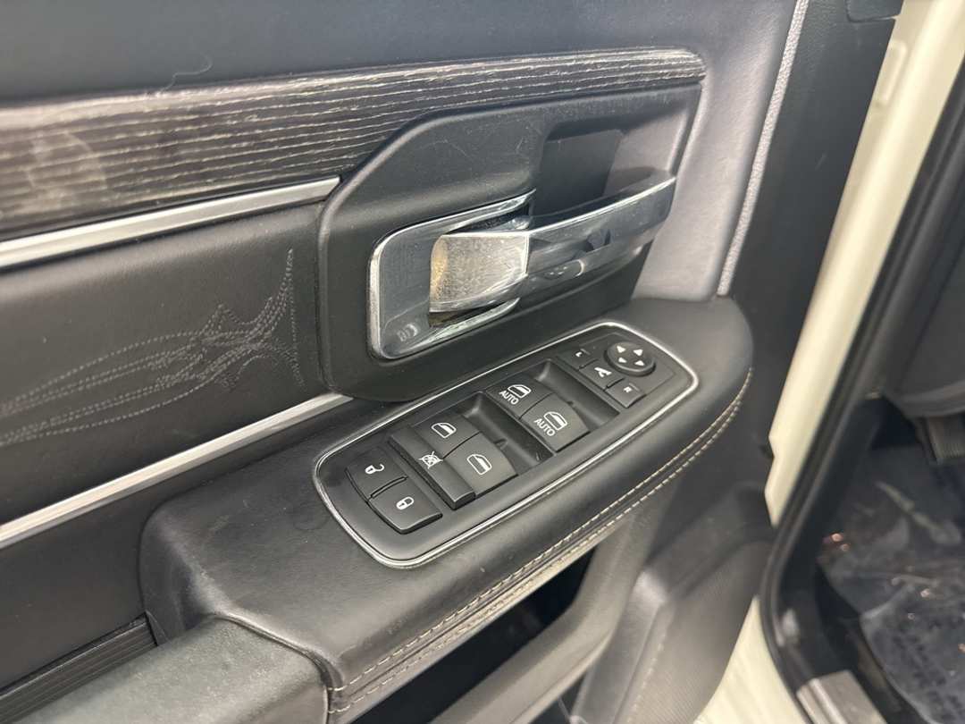 2017 Ram 1500 Limited - Image 33