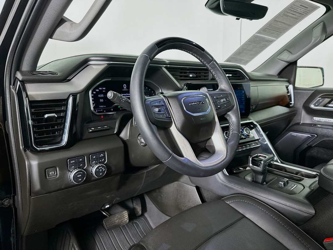 2024 GMC Sierra 1500 Denali - Image 10