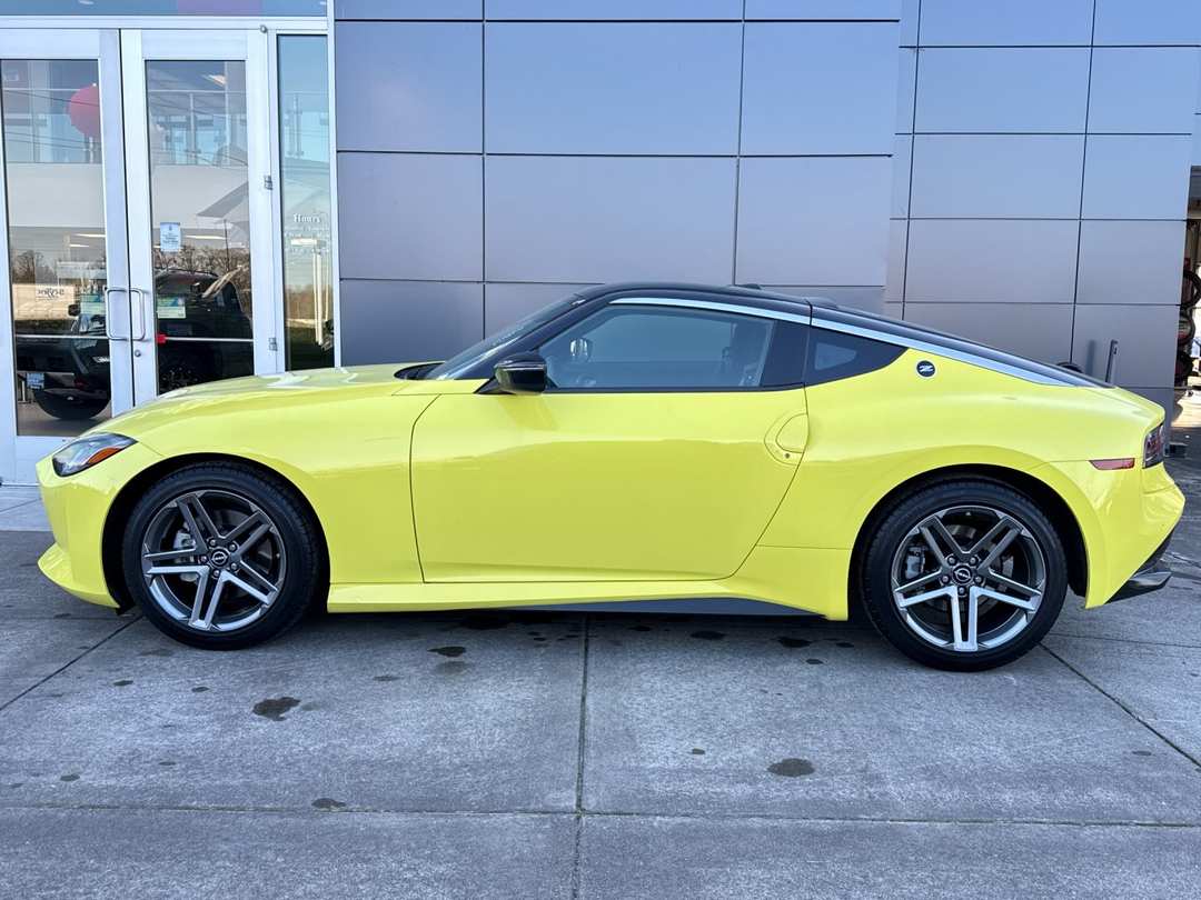 2024 Nissan Z Sport - Image 6