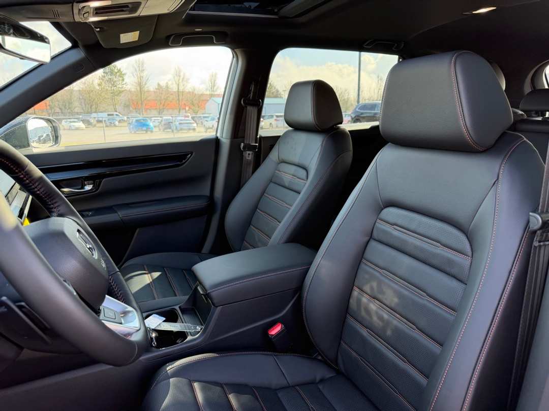 2026 Honda CR-V Sport Touring - Image 17