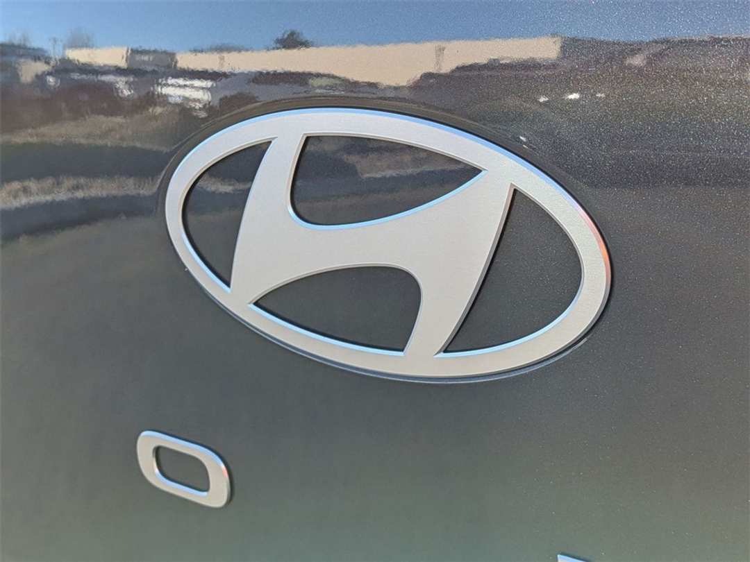 2026 Hyundai Kona SEL Premium - Image 26