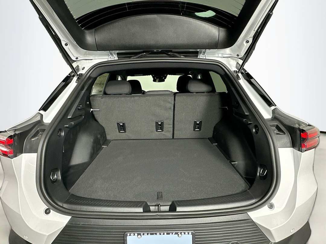 2026 Chevrolet Equinox Ev LT - Image 25