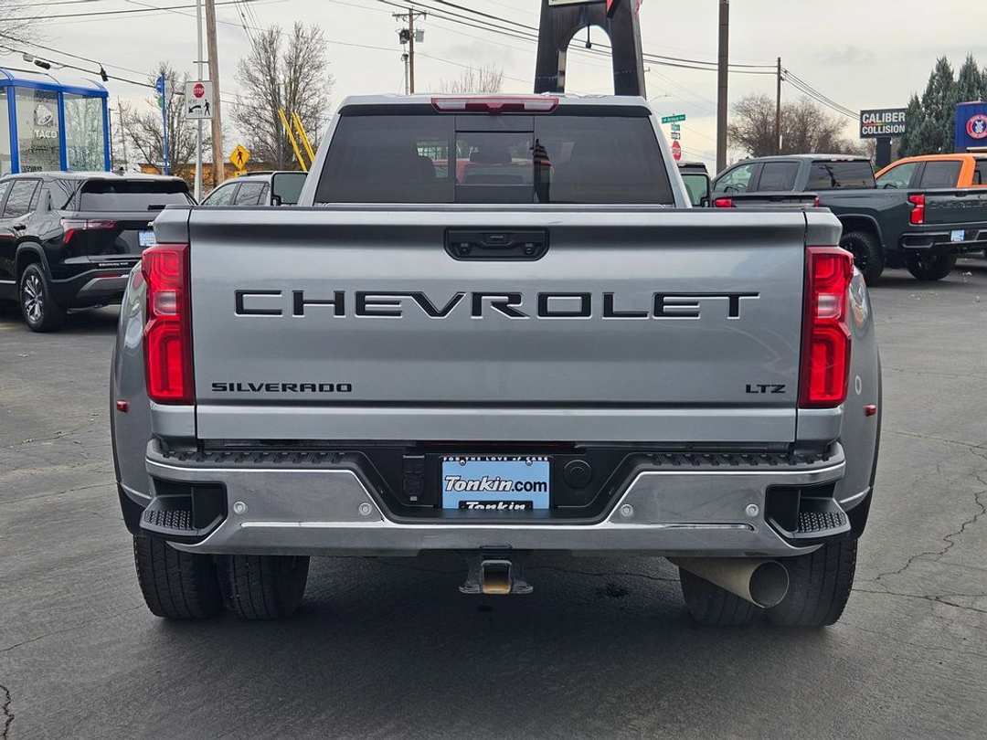 2024 Chevrolet Silverado 3500Hd LTZ - Image 5