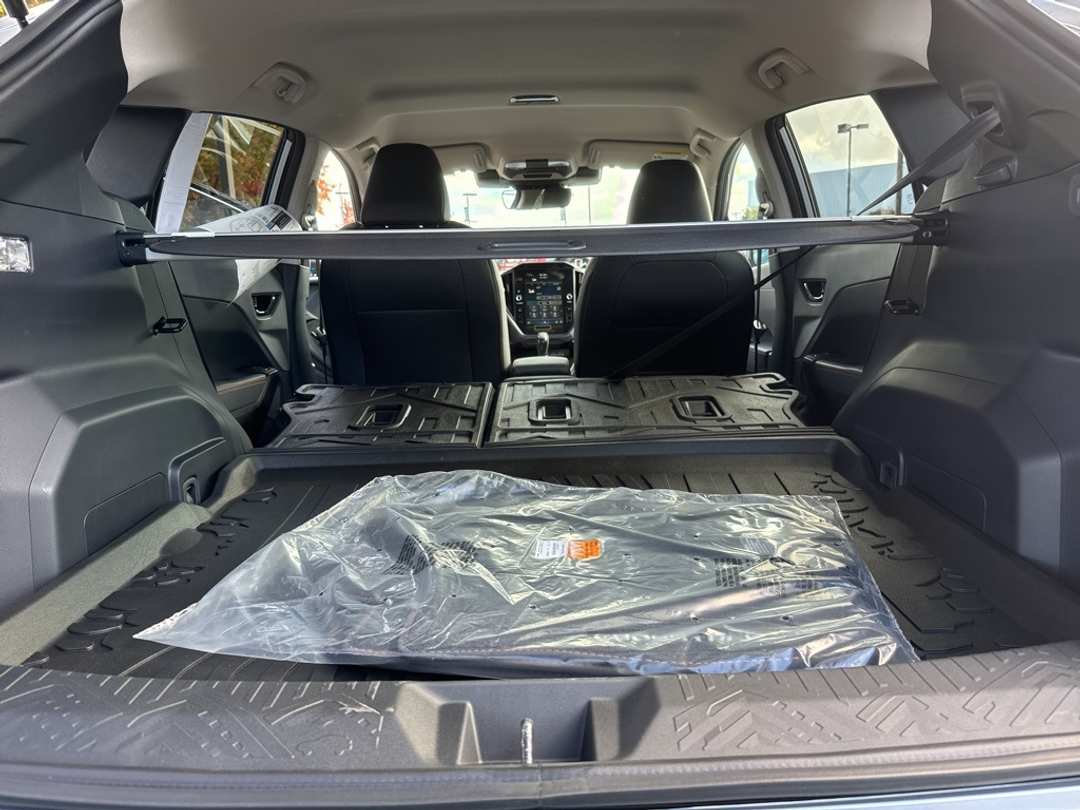 2025 Subaru Crosstrek Limited - Image 21