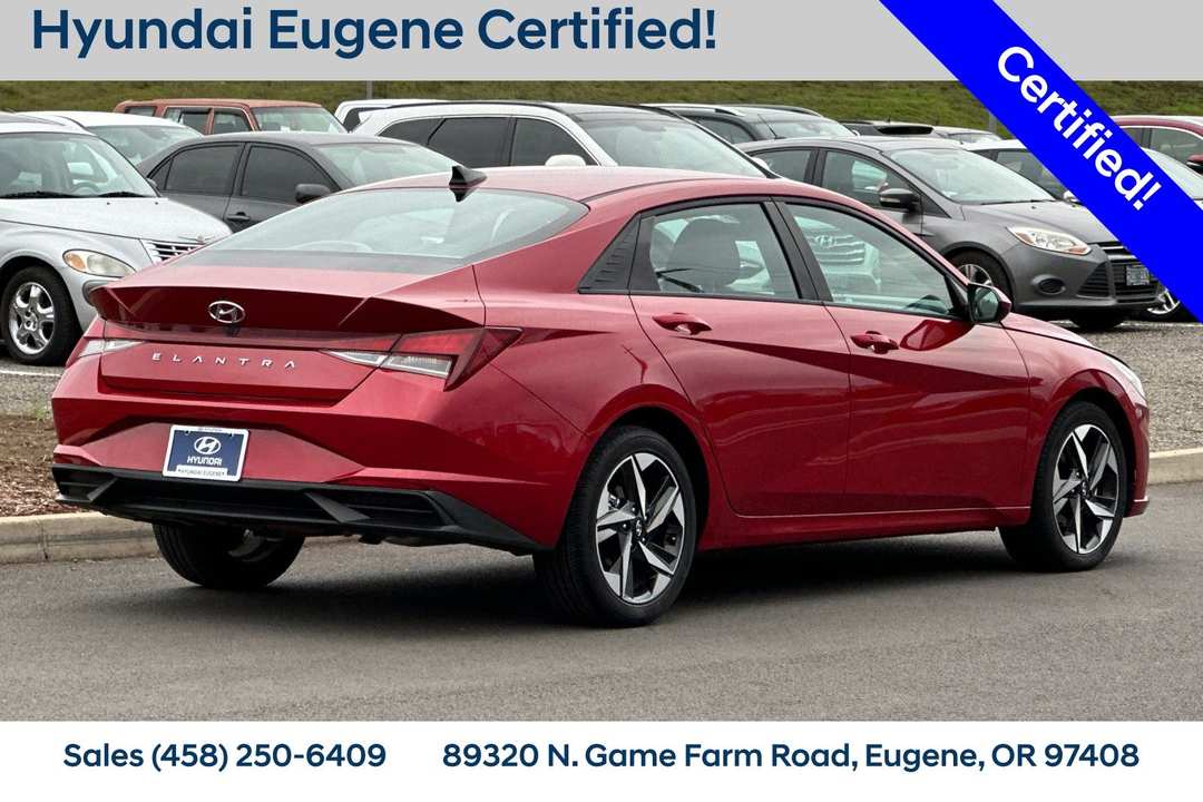 2023 Hyundai Elantra SEL - Image 3
