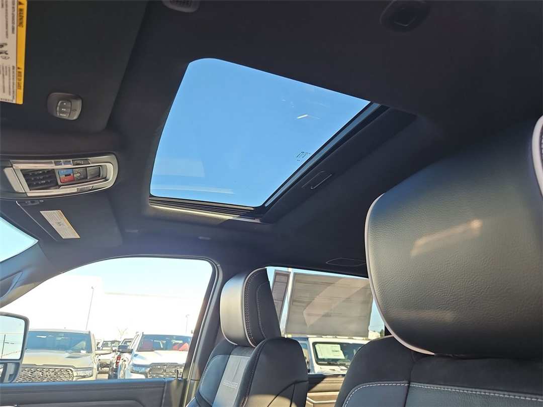 2026 Ram 3500 Laramie - Image 33