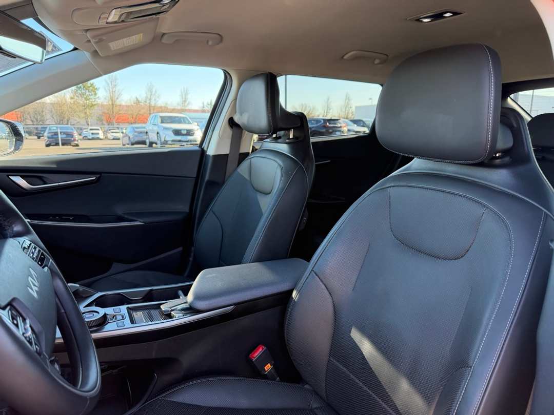 2022 Kia Ev6 Wind - Image 16