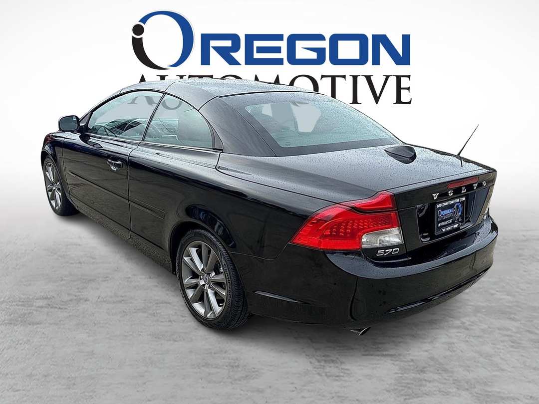 2013 Volvo C70 T5 PLATINUM 2D - Image 3