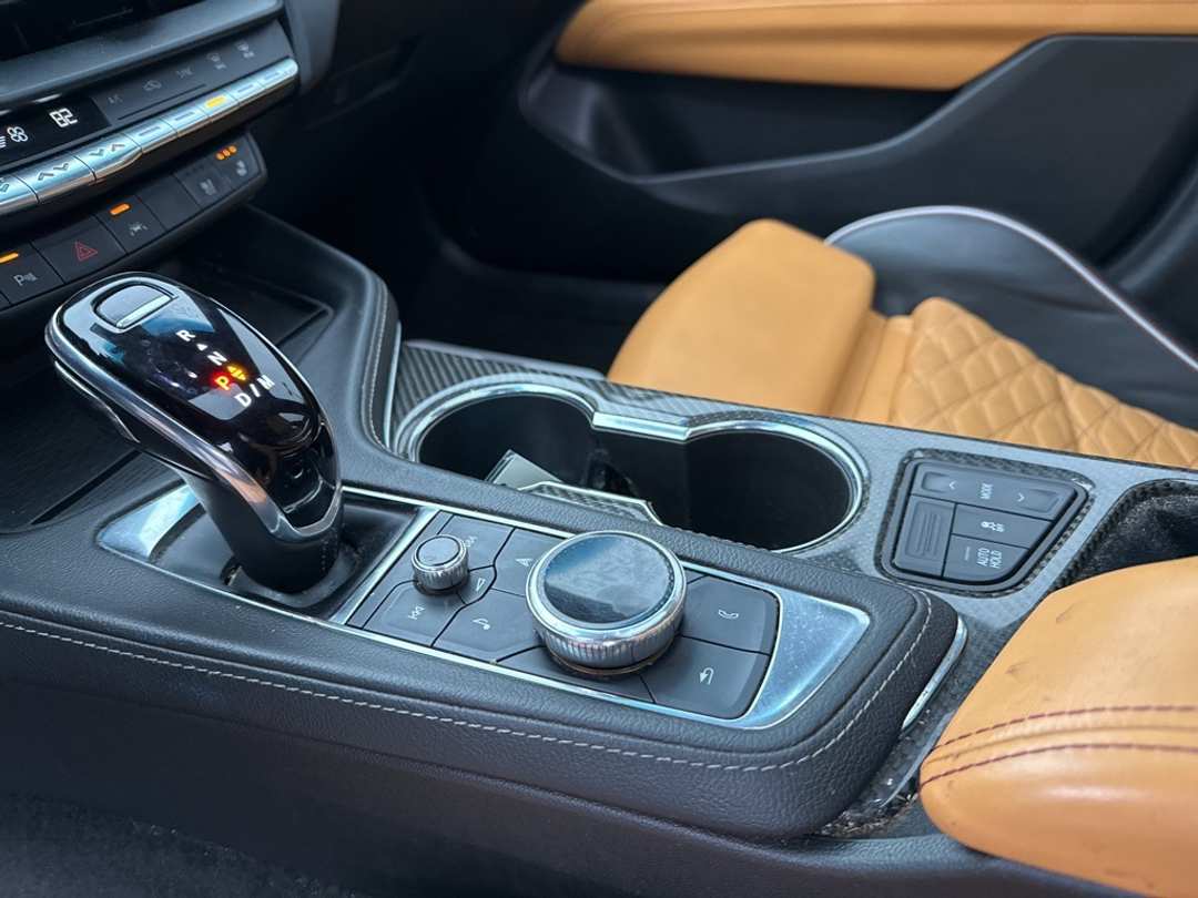 2022 Cadillac Ct4 VSeries - Image 17