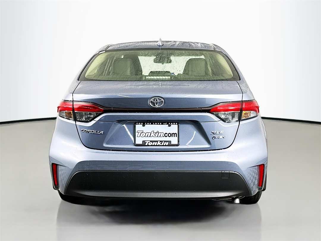 2026 Toyota Corolla XLE - Image 6