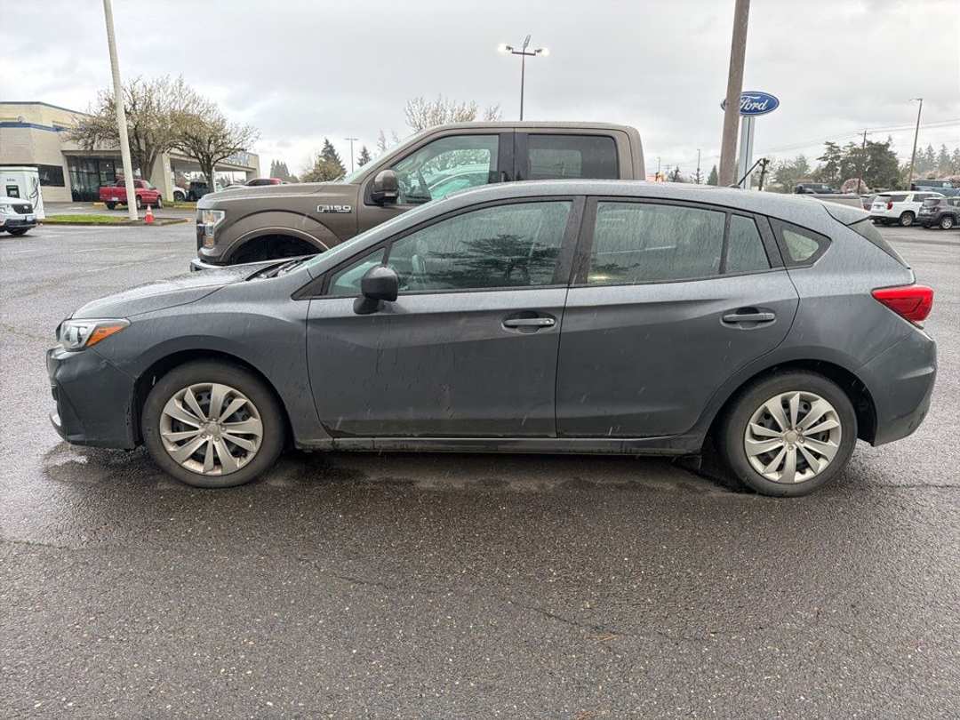 2018 Subaru Impreza 2.0i - Image 2