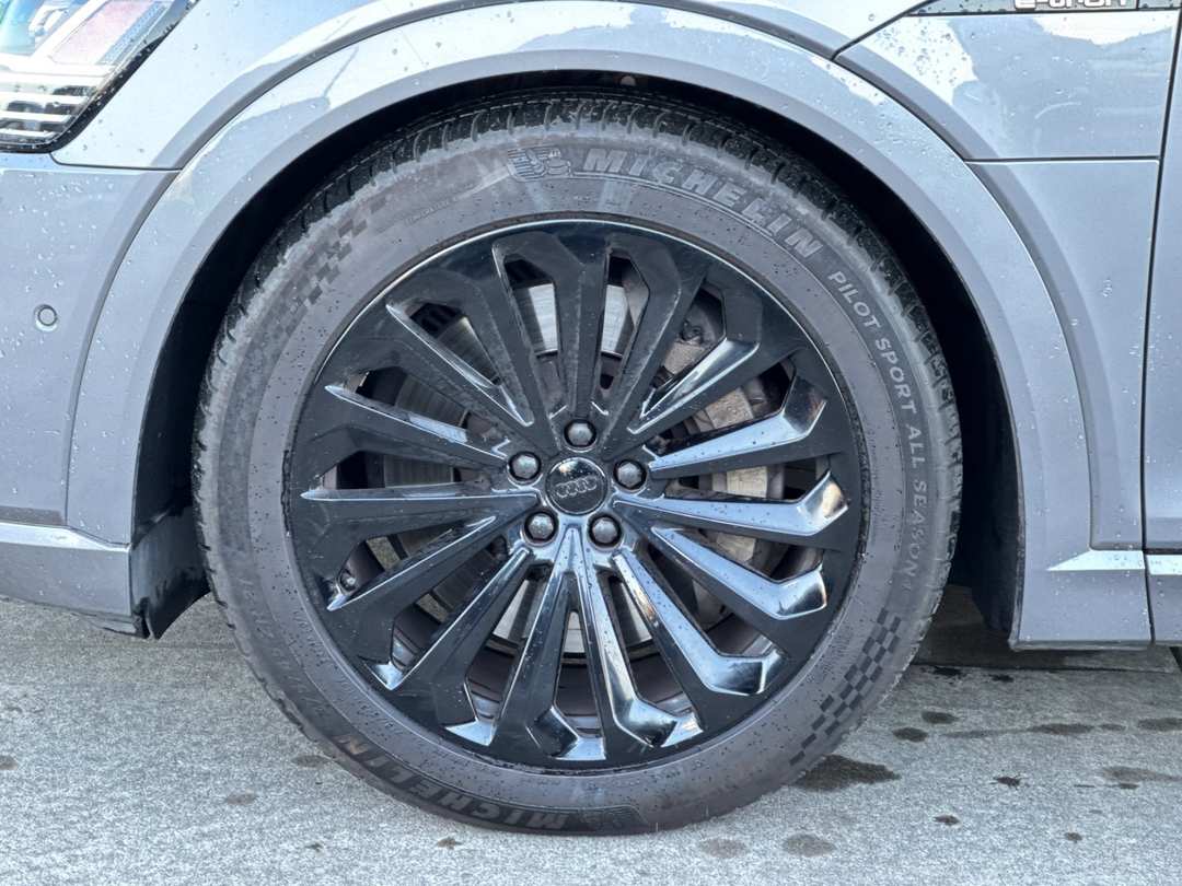 2019 Audi E-Tron Prestige - Image 23