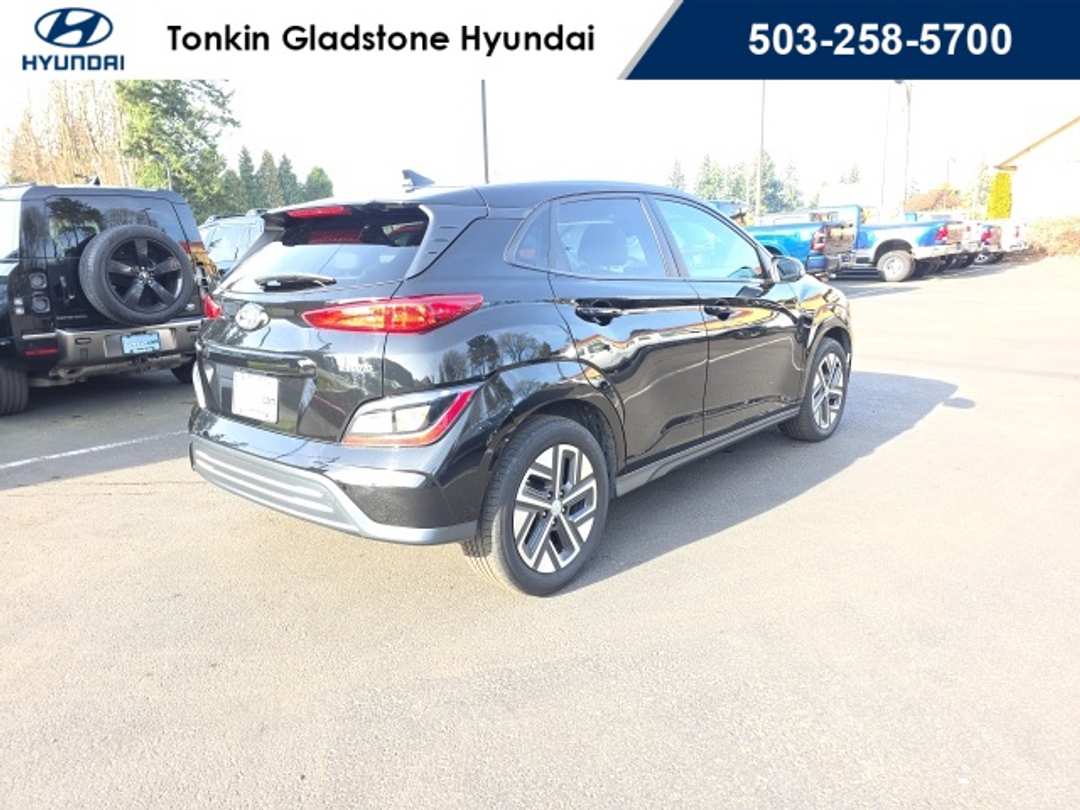 2023 Hyundai Kona SE - Image 5