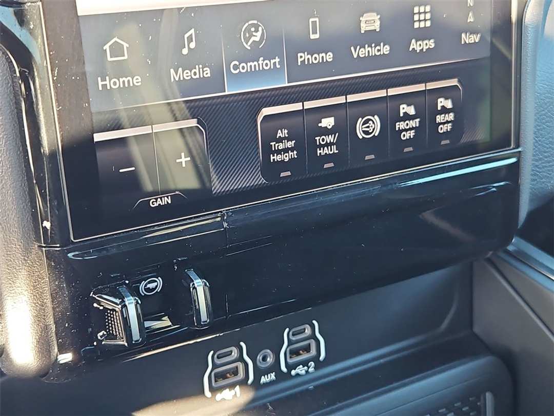 2026 Ram 3500 Laramie - Image 34