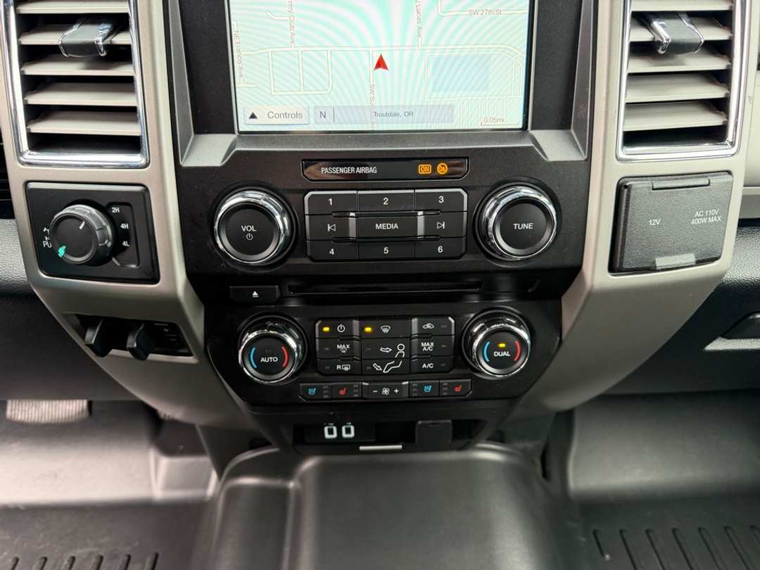 2017 Ford F-250Sd Lariat - Image 23