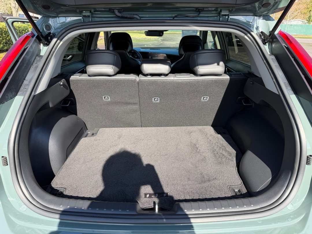 2025 Kia Niro EX - Image 11