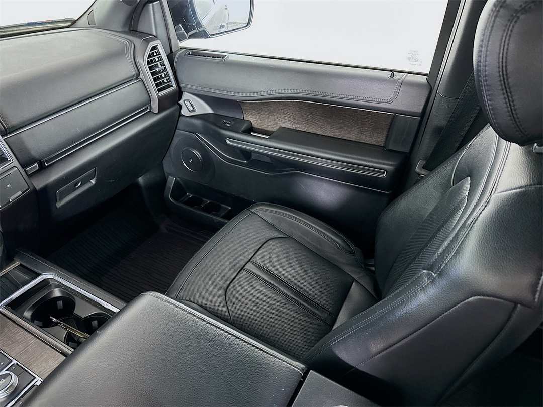 2020 Ford Expedition Max Limited - Image 24