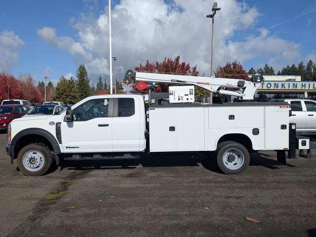 2026 Ford F-550Sd XL - Image 3