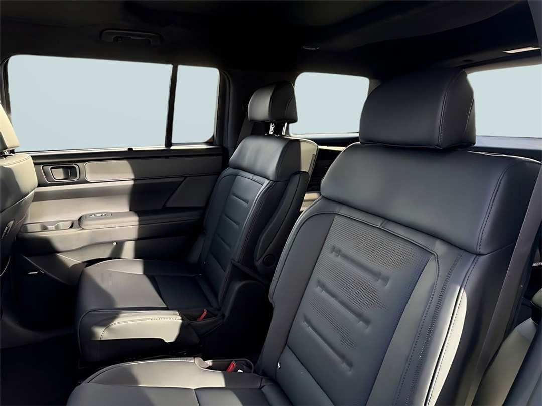 2026 Hyundai Santa Fe Calligraphy - Image 30