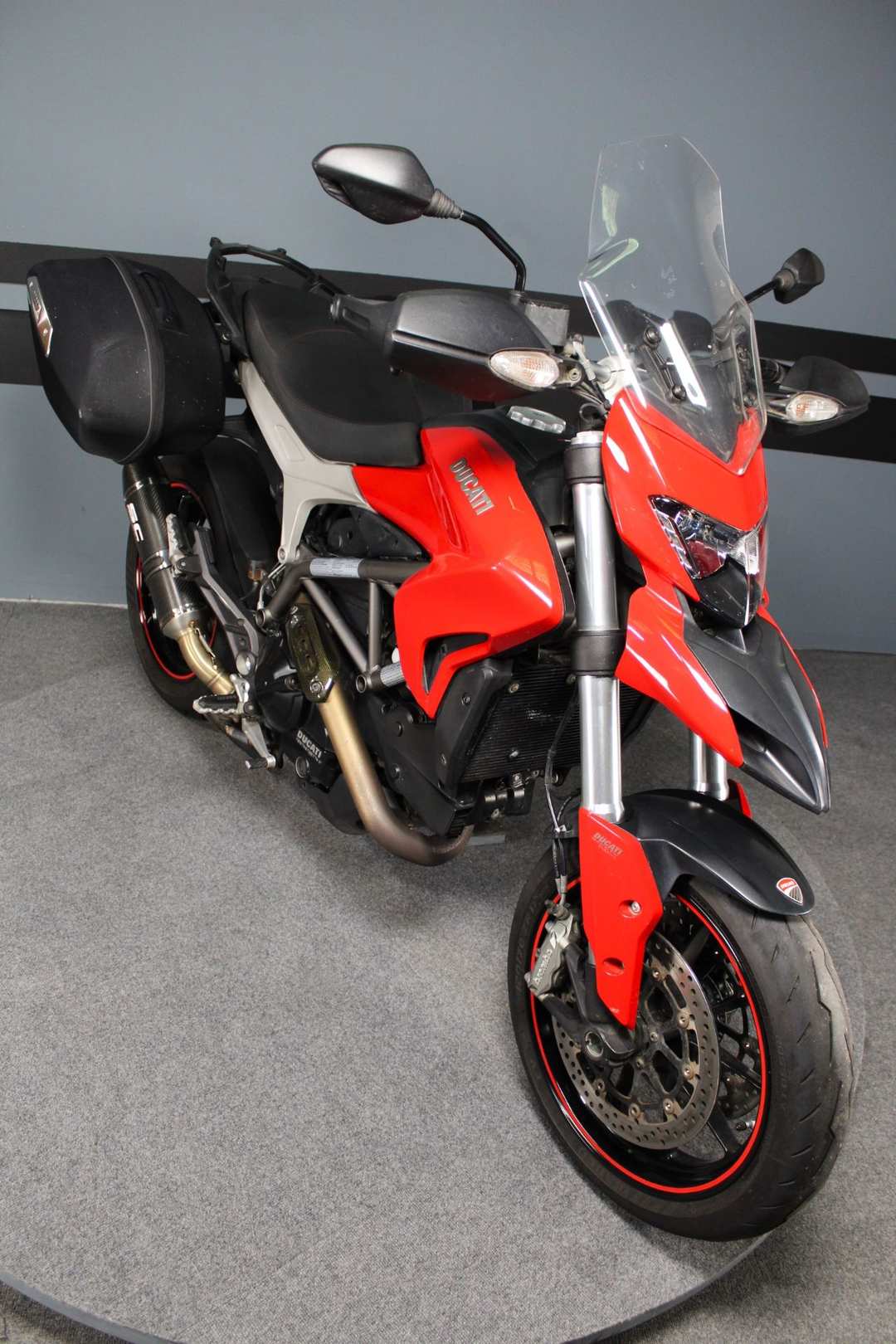 2014 Ducati Hyperstrada - Image 2