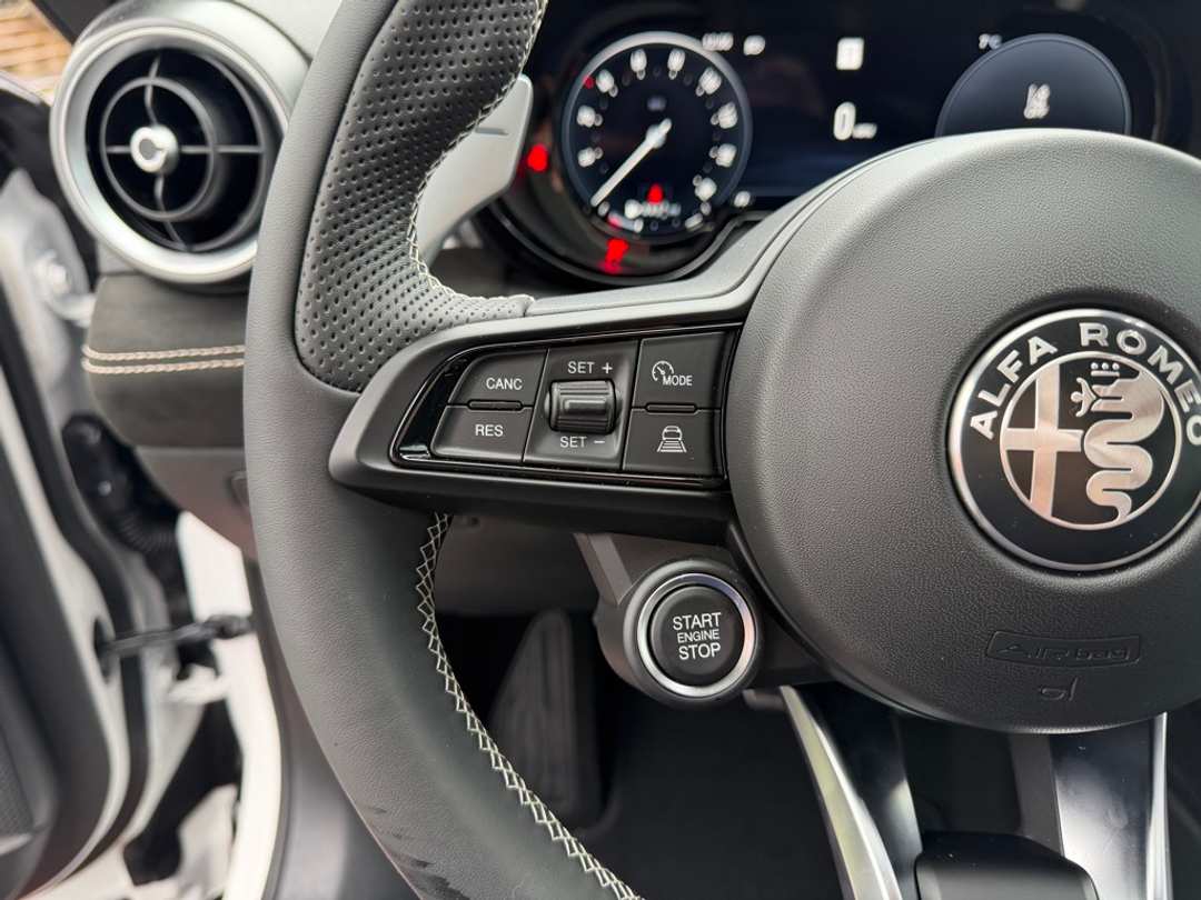 2026 Alfa Romeo Tonale Sport Speciale - Image 18