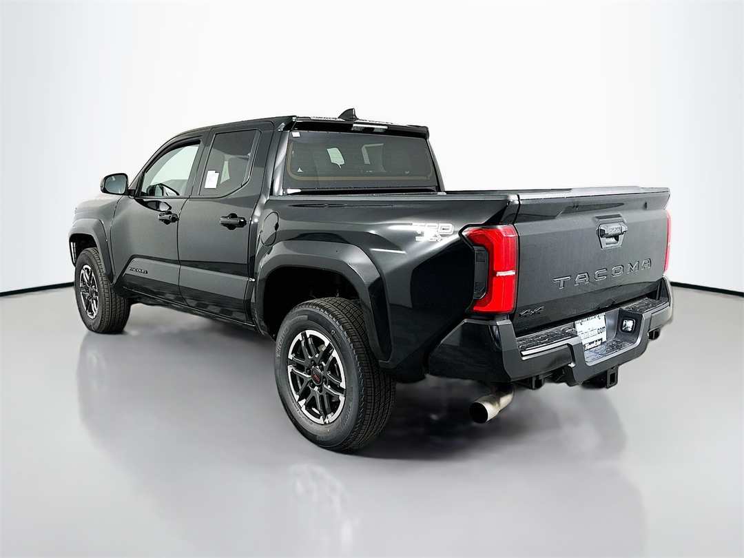 2026 Toyota Tacoma TRD Sport - Image 5
