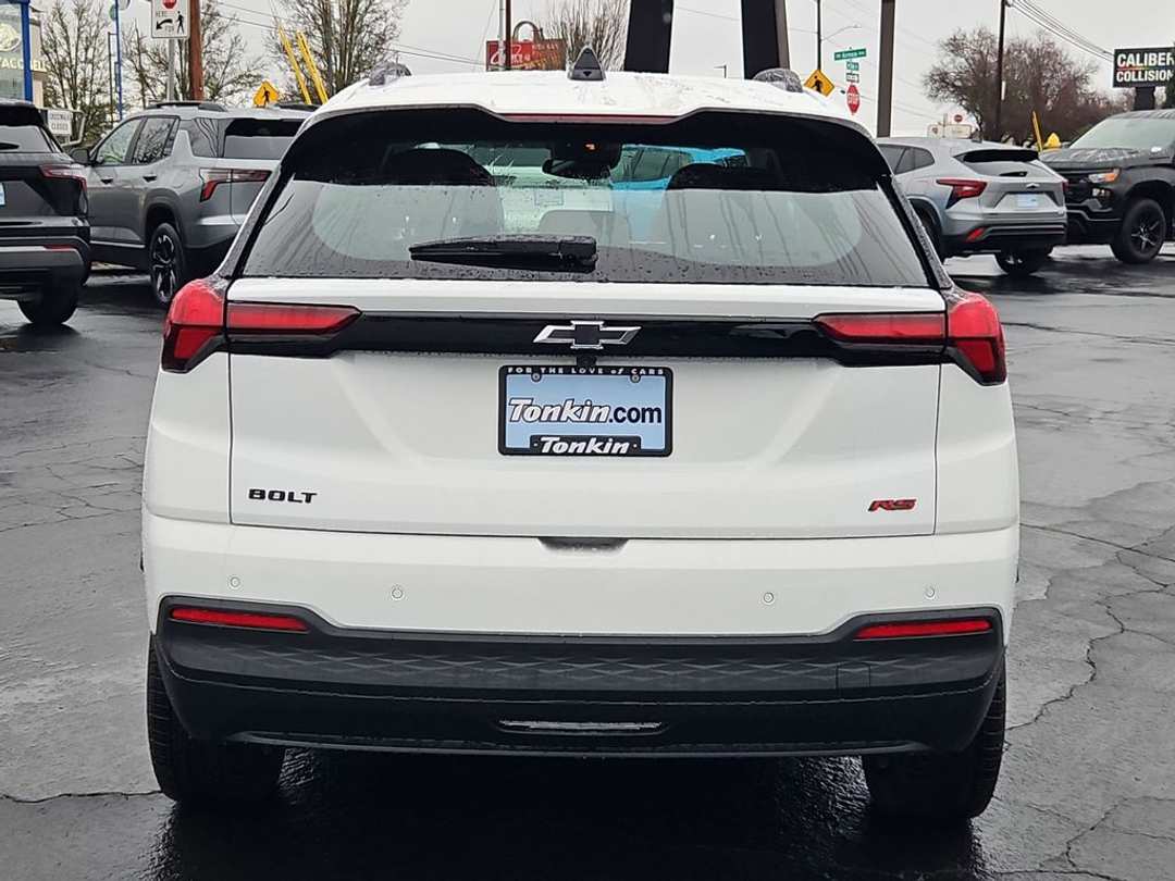 2027 Chevrolet Bolt Ev - Image 5