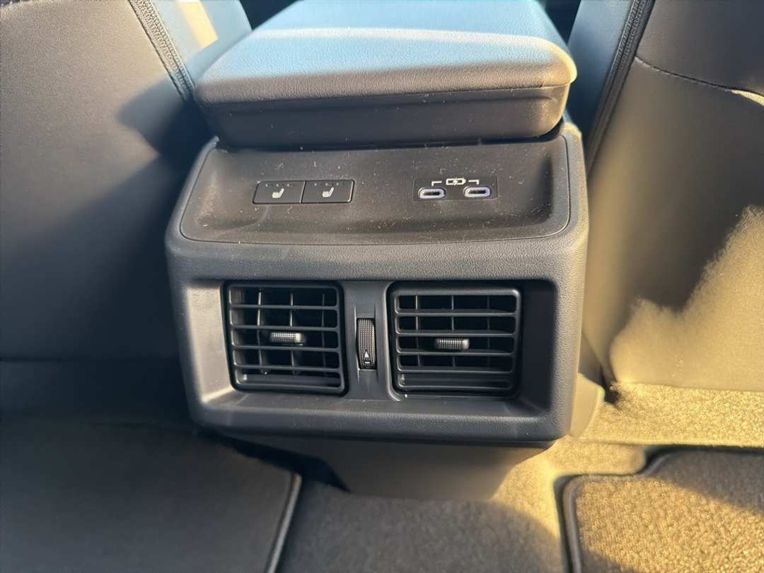 2026 Subaru Solterra Limited - Image 26