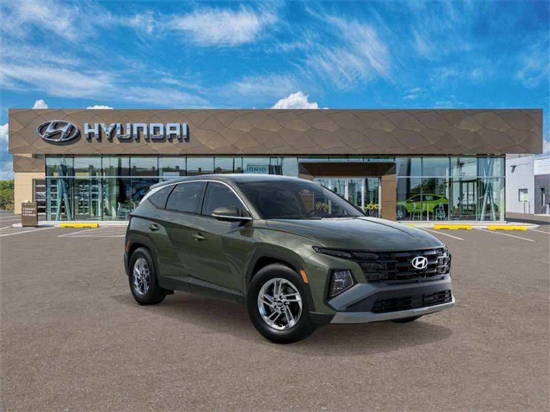 2026 Hyundai Tucson SE - Image 2
