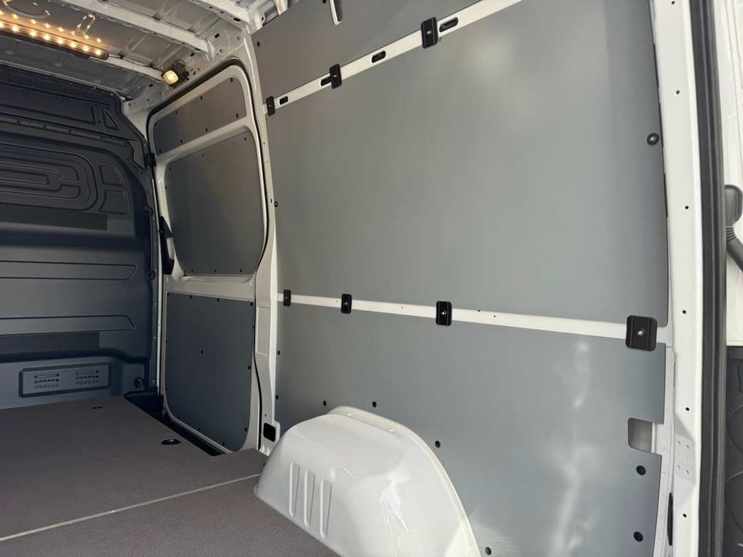 2024 Mercedes-Benz Sprinter 3500 Cargo 144 WB - Image 10