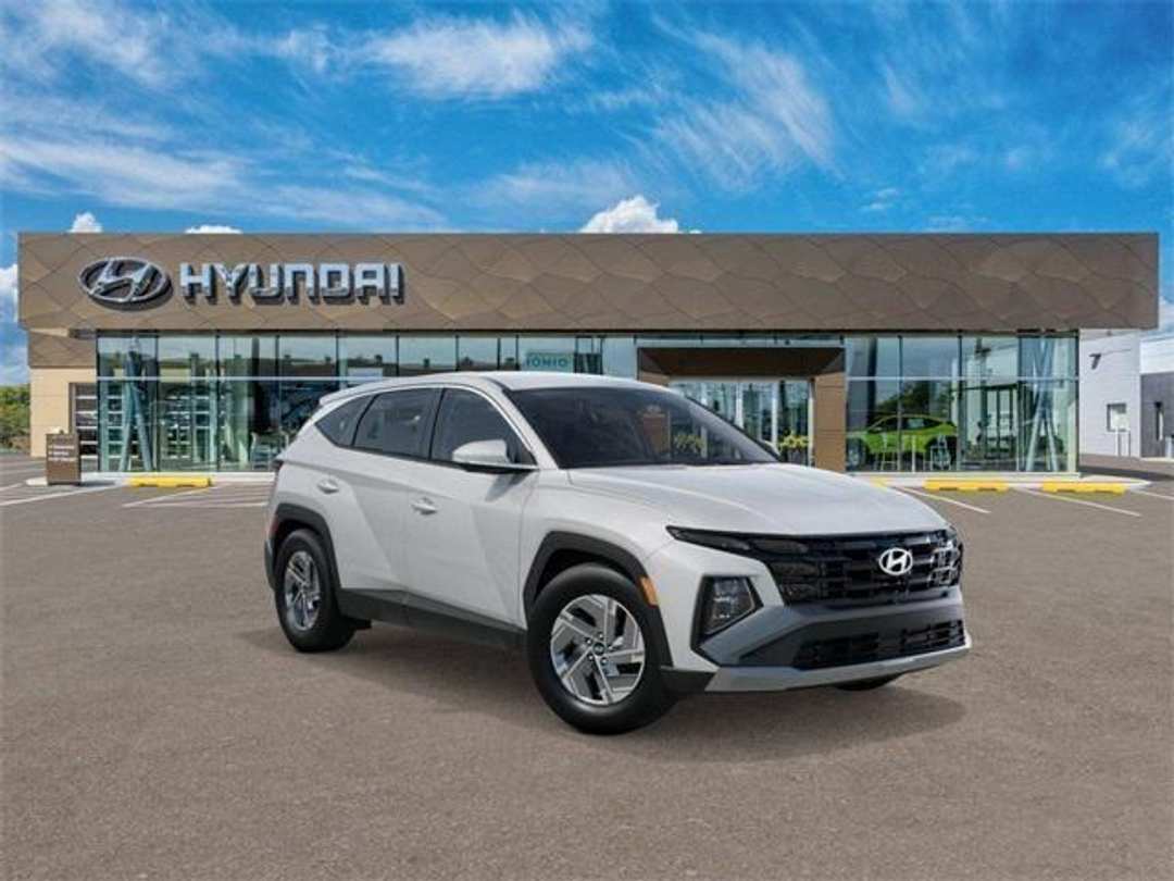 2026 Hyundai Tucson Blue - Image 2