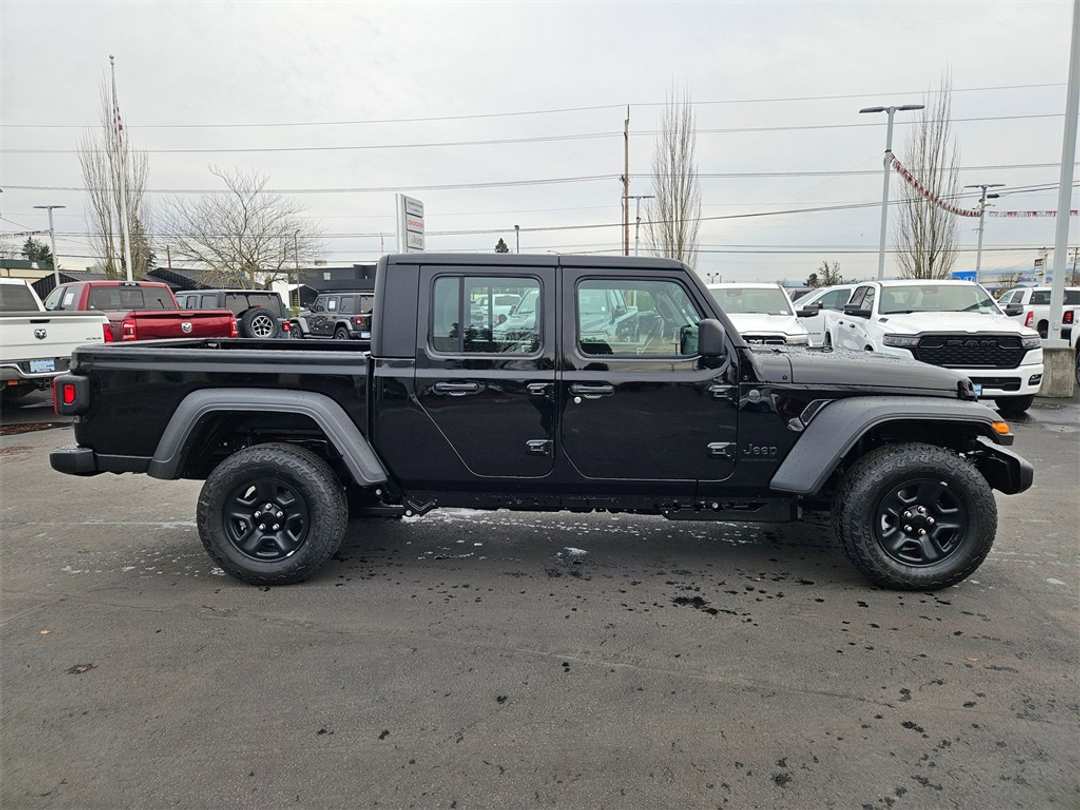 2026 Jeep Gladiator Sport - Image 7