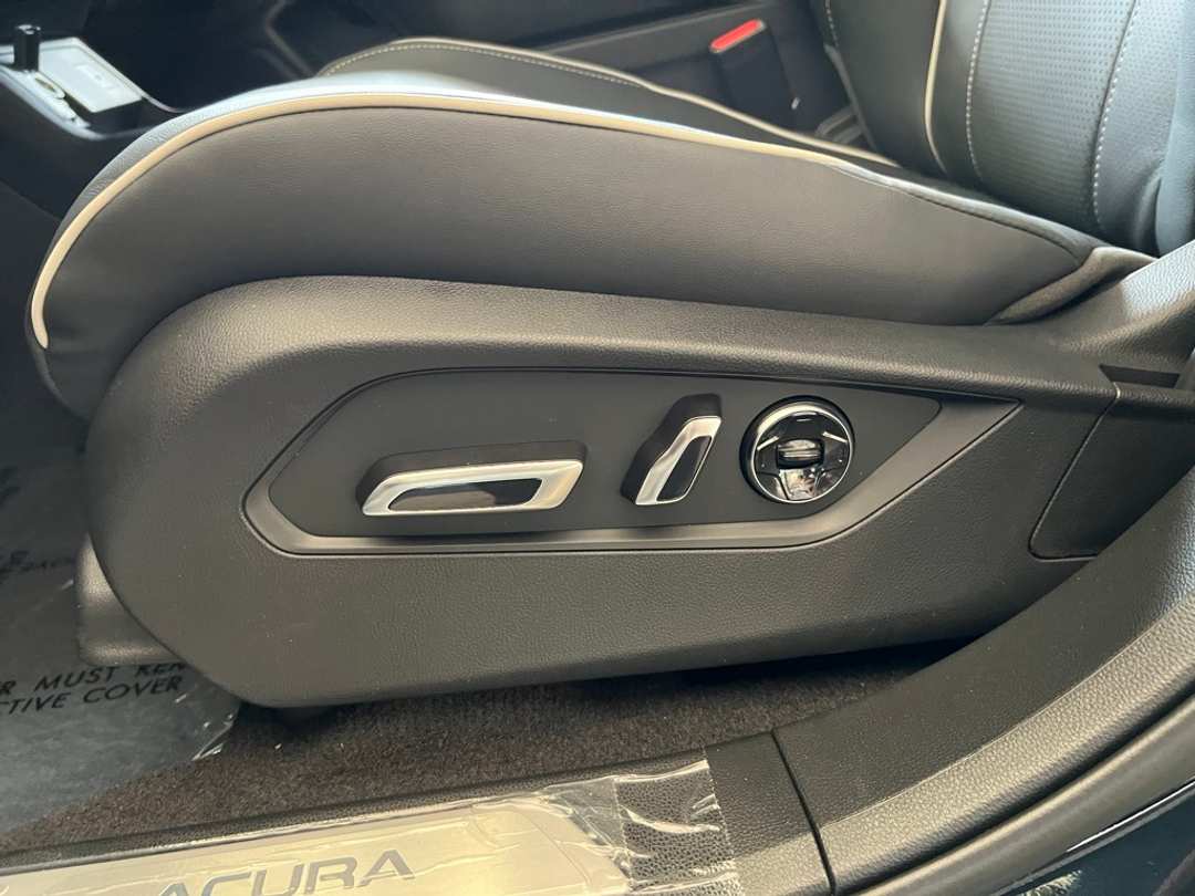 2026 Acura RDX Advance Package - Image 13