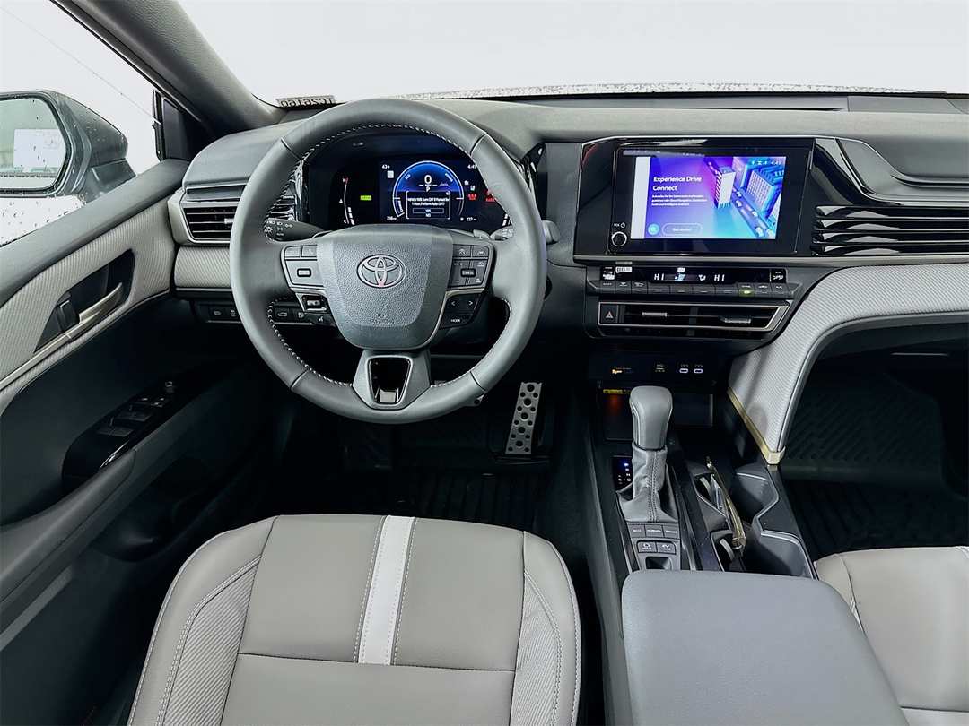 2026 Toyota Camry SE - Image 21