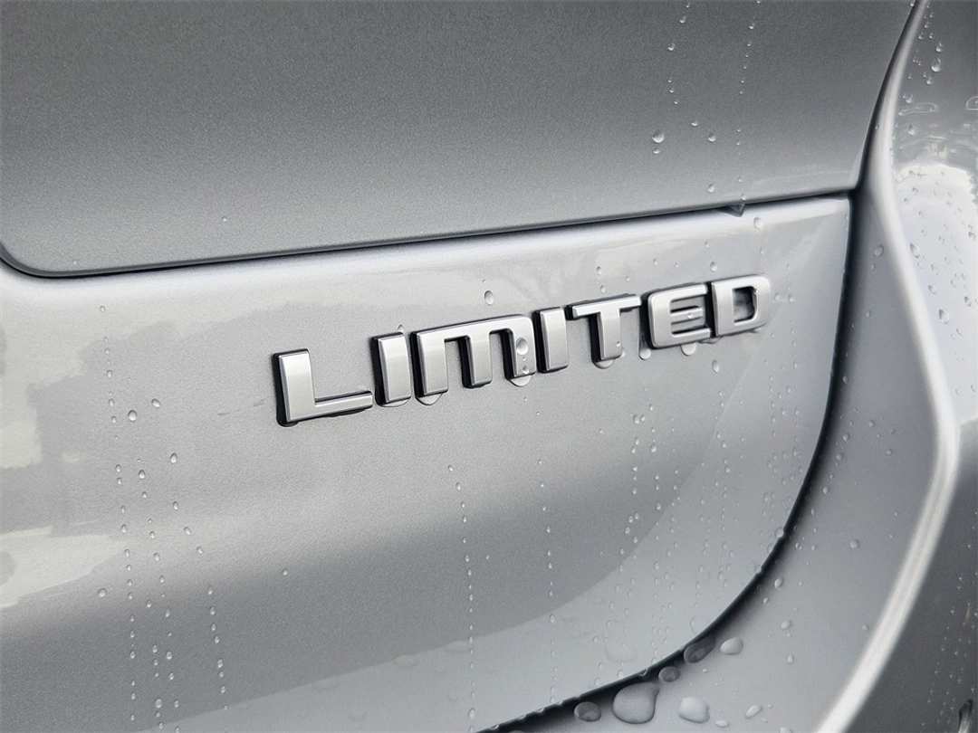 2025 Jeep Grand Cherokee L Limited - Image 34